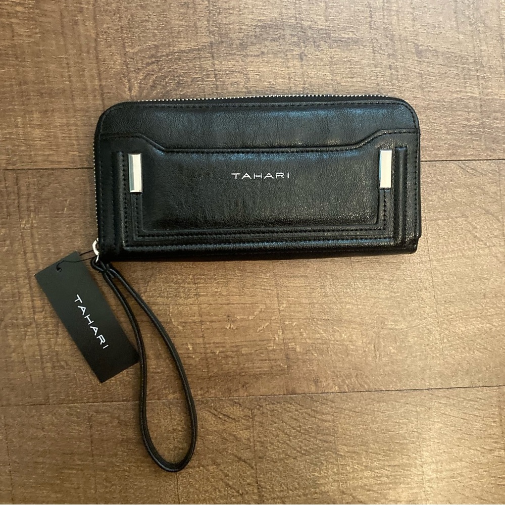 Tahari NWT Black Zip Wristlet Wallet Vegan Leather Soft Shine ID Protect Lining